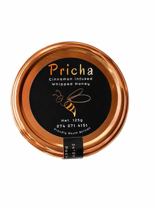 Cinnamon Infused Whipped Honey Cold Infusion with Cinnamon Sticks & Spice